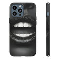 Kissing iPhone 15 Series Tough Cases