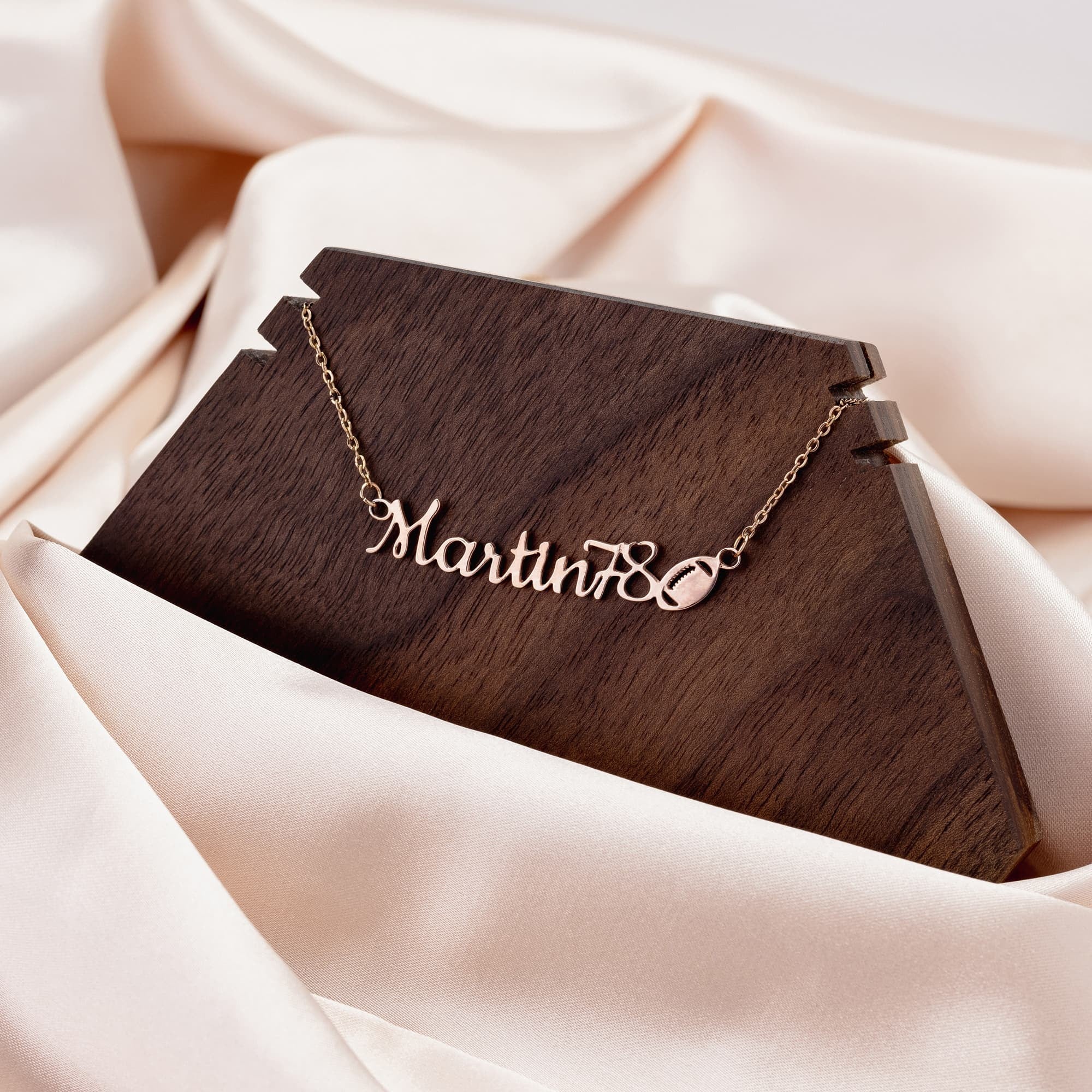 personnalized necklace gift